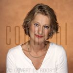 07-12-2004 Liesbeth Wytzes at studio Amsterdam,
by order of J/M. 

[keywords]Smiling, Eyecontact, Headshot, Posed[/keywords]